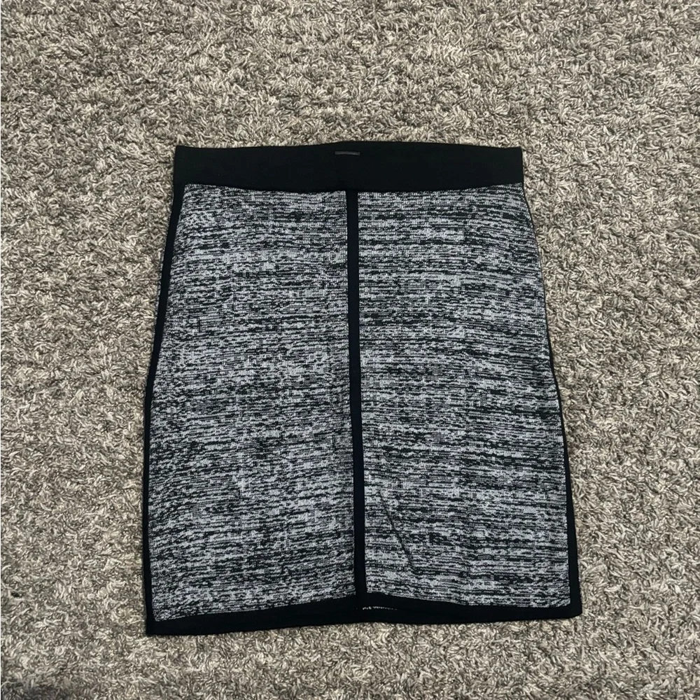 SKIRT OF Ann Taylor , Black and Gray Pencil Skirt